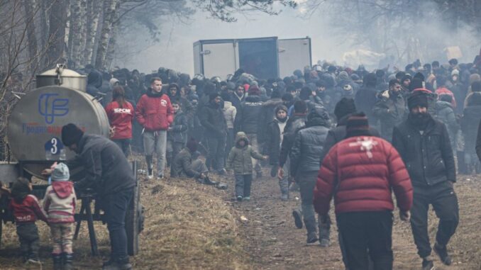 Migrant-crisis-at-Poland-Belarus-border-escalates