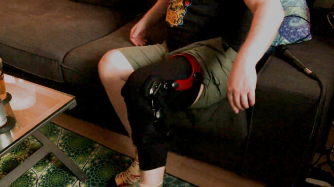 Ian Warford suffers from chronic knee pain after an accident in 2009. He moved to Toronto in 2016. He says he has not had a family doctor since then and goes to a walk in clinic when he is in pain. Ian Warfard suffers from chronic knee pain after an accident in 2009. He moved to Toronto in 2016 and has not had a family doctor since then. He says he goes to a walk in clinic when he is in pain.